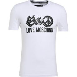 Love Moschino Tshirt z nadrukiem optical white. Białe t-shirty męskie Love Moschino, z nadrukiem, z bawełny. Za 399.00 zł.