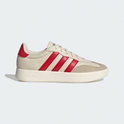 Buty Barreda. Brązowe buty trekkingowe męskie ADIDAS, bez wzorów, ze skóry, bez zapięcia, trekkingowe. Za 299.00 zł.