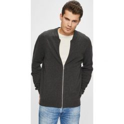 Casual Friday - Kardigan. Czarne kardigany męskie Casual Friday, z bawełny, z krótkim rękawem. Za 219.90 zł.