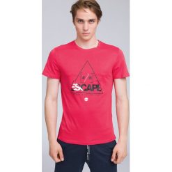 T-shirt męski TSM222 - koral. T-shirty męskie marki 4f. W wyprzedaży za 39.99 zł.