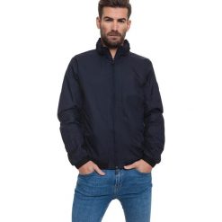 Kurtka w kolorze ciemnoniebieskim. Niebieskie kurtki męskie Lonsdale, Kangol, Crosshatch, l, bez wzorów, bez ramiączek, bez kaptura. W wyprzedaży za 159.95 zł.