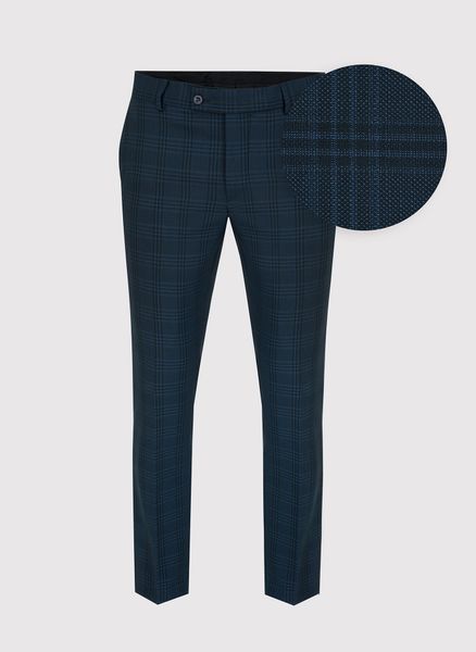 Granatowe spodnie garniturowe w subtelną kratę P22SF-6G-024-G-S. Niebieskie eleganckie spodnie męskie Pako Lorente, bez wzorów, z elastanu. Za 139.99 zł.