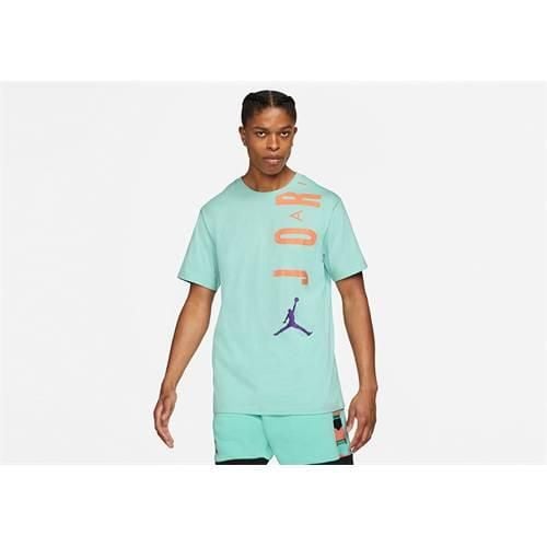Koszulka sportowa męska Nike Air Jordan Stretch. Zielone t-shirty sportowe męskie Nike, m, bez wzorów, sportowe, bez ramiączek. Za 149.00 zł.