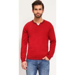 SWETER DŁUGI RĘKAW MĘSKI Z GUZIKIEM. Swetry męskie marki TOP SECRET. W wyprzedaży za 69.99 zł.
