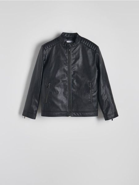 Kurtka biker z imitacji skóry - czarny. Czarne kurtki męskie Reserved, l, bez wzorów, ze skóry, bez ramiączek, bez kaptura. W wyprzedaży za 139.99 zł.