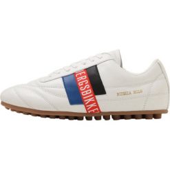 Bikkembergs Sneakersy niskie white. Buty sportowe na co dzień męskie Bikkembergs. W wyprzedaży za 577.90 zł.