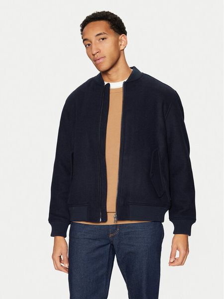 Mustang Kurtka bomber Byron 1015902 Granatowy Regular Fit. Niebieskie kurtki męskie Mustang, l, bez wzorów, z syntetyku, bez ramiączek, bez kaptura. Za 469.99 zł.