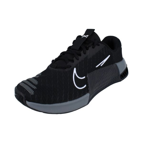 Buty Sportowe Męskie Nike Metcon 9. Czarne buty do biegania męskie Nike, bez wzorów, bez zapięcia, do biegania. Za 325.60 zł.