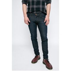 Wrangler - Jeansy. Jeansy męskie marki Wrangler. W wyprzedaży za 199.90 zł.