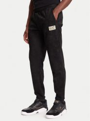 EA7 Emporio Armani Spodnie dresowe 7M000676 AF16718 UC001 Czarny Regular Fit. Czarne spodnie dresowe męskie EA7 Emporio Armani, bez wzorów, z dresówki. Za 579.99 zł.