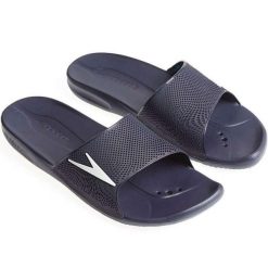 Klapki Basenowe Męskie Speedo Atami II Max AM. Białe klapki i japonki męskie SPEEDO, bez wzorów, z materiału. Za 145.76 zł.