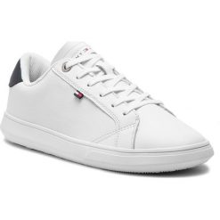 Sneakersy TOMMY HILFIGER - Essential Leather Cupsole FM0FM01987 White 100. Buty sportowe na co dzień męskie Tommy Hilfiger. W wyprzedaży za 399.00 zł.