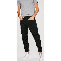 G-Star Raw - Jeansy Staq. Jeansy męskie marki G-Star Raw. W wyprzedaży za 579.90 zł.