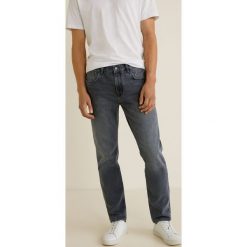 Mango Man - Jeansy Bob5. Szare jeansy męskie Mango Man, bez wzorów, z bawełny. Za 139.90 zł.