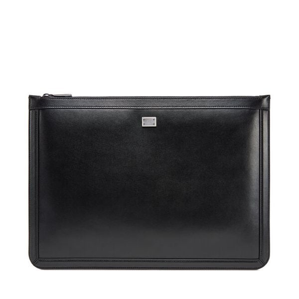 Saszetka Dolce&Gabbana. Czarne saszetki męskie Dolce&Gabbana, bez wzorów, małe. Za 3,869.00 zł.