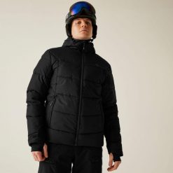 Kurtka narciarska męska z membraną Camber II Dare 2b. Czarne kurtki narciarskie i snowboardowe męskie Dare 2B, na zimę, m, bez wzorów, z tkaniny, bez kaptura, narciarskie. W wyprzedaży za 499.99 zł.