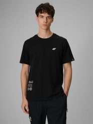4F T-shirt regular z nadrukiem męski - czarny XXL. Czarne t-shirty męskie 4f, m, bez wzorów, z materiału, bez kołnierzyka, bez ramiączek. Za 79.99 zł.