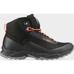 Buty trekkingowe męskie OBMH101 - czarny. Czarne buty trekkingowe męskie 4f, bez wzorów, bez zapięcia. Za 399.99 zł.