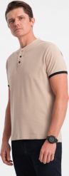 Ombre Koszulka męska polo bez kołnierzyka - beżowa V5 OM-TSCT-0156 XL. Brązowe koszulki polo męskie Ombre, m, bez wzorów, bez kołnierzyka, bez ramiączek. Za 79.99 zł.