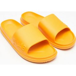 Klapki - Żółty. Klapki i japonki męskie marki Cropp. Za 39.99 zł.