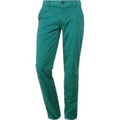 BOSS CASUAL Spodnie materiałowe open green. Spodnie na co dzień męskie marki BOSS CASUAL. Za 419.00 zł.