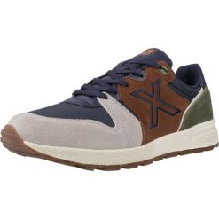 Buty MUNICH 1030 81 Niebieski. Niebieskie buty trekkingowe męskie Munich, bez wzorów, ze skóry, bez zapięcia, trekkingowe. Za 312.99 zł.