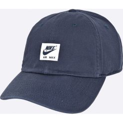Nike Sportswear - Czapka. Czapki męskie marki Nike Sportswear. W wyprzedaży za 79.90 zł.