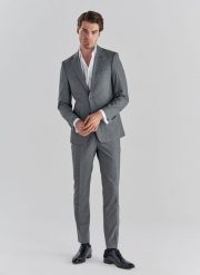 PAKO LORENTE – Szare spodnie garniturowe P22SF-6G-007-S-S. Szare eleganckie spodnie męskie Pako Lorente, bez wzorów, z elastanu, eleganckie. Za 199.99 zł.