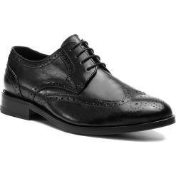 Półbuty CLARKS - James Wing 261385107 Black. Czarne eleganckie półbuty męskie Clarks, ze skóry, klasyczne. Za 759.00 zł.