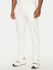 EA7 Emporio Armani Chinosy 7M000195 AF13554 U0005 Biały Regular Fit. Białe eleganckie spodnie męskie EA7 Emporio Armani, bez wzorów, z syntetyku. Za 419.99 zł.