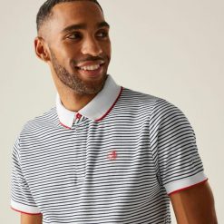 Koszulka turystyczna polo męska Tiver. Białe koszulki polo męskie Regatta, m, bez wzorów, z bawełny, bez kołnierzyka, bez ramiączek. W wyprzedaży za 90.35 zł.