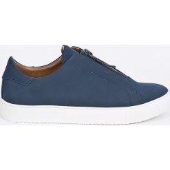 Steve Madden - Buty Everest. Niebieskie buty sportowe na co dzień męskie Steve Madden, bez wzorów, z gumy, sportowe, bez ramiączek, bez kaptura. W wyprzedaży za 159.90 zł.