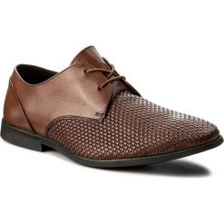 Półbuty CLARKS - Bampton Weave 261321847 Tan Leather. Eleganckie półbuty męskie marki Clarks. W wyprzedaży za 199.00 zł.