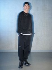 4F Spodnie dresowe joggery męskie - czarne XL. Czarne długie spodnie sportowe męskie 4f, bez wzorów, z dresówki. Za 189.99 zł.