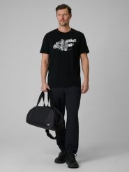 4F Spodnie casual joggery męskie - czarne S. Czarne spodnie dresowe męskie 4f, bez wzorów, z dresówki, długie. Za 199.99 zł.