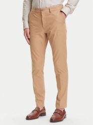 BOSS Chinosy P-Kaiton1 50543945 Beżowy Slim Fit. Brązowe eleganckie spodnie męskie Boss, bez wzorów, z bawełny. Za 669.99 zł.