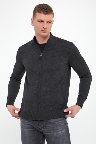 Sweter męski z wełną Jake BRAX. Swetry męskie Brax, bez wzorów, z wełny, bez kołnierzyka, bez ramiączek. Za 819.00 zł.
