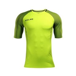 Kelme Camiseta Montes Infantil Lima Unisex. Zielone bielizna termoaktywna męska Kelme, bez wzorów, bez ramiączek, do piłki nożnej. W wyprzedaży za 86.75 zł.