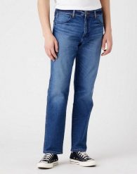 WRANGLER FRONTIER MĘSKIE SPODNIE JEANSOWE COWBOY HERO W16VU823O 112322848. Czarne spodnie na co dzień męskie Wrangler, bez wzorów, z bawełny, klasyczne. W wyprzedaży za 149.99 zł.