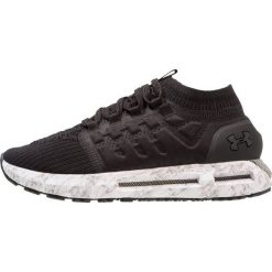 Under Armour HOVR PHANTOM LOW Obuwie do biegania treningowe black/white. Buty do biegania męskie marki Under Armour. W wyprzedaży za 471.20 zł.