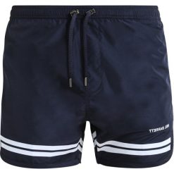Neil Barrett MIRRORED Szorty kąpielowe navy/white. Kąpielówki męskie marki Neil Barrett. W wyprzedaży za 524.50 zł.