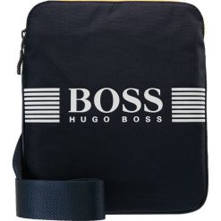 BOSS ATHLEISURE PIXEL Torba na ramię navy. Torby męskie na ramię BOSS ATHLEISURE. Za 399.00 zł.