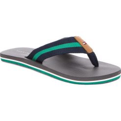Japonki TOMMY HILFIGER - Beach Sandal With Stripes FM0FM01597 Steel Grey 039. Klapki i japonki męskie marki Tommy Hilfiger. W wyprzedaży za 139.00 zł.