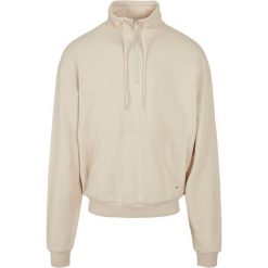 Sweter ze sznurkiem do ściągania Urban Classics Organic. Brązowe swetry męskie Urban Classics, bez wzorów, bez kołnierzyka, bez ramiączek. Za 267.50 zł.