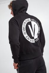 Bluza męska z kapturem VERSACE JEANS COUTURE. Bluzy nierozpinane męskie Versace Jeans Couture, m, bez wzorów, z jeansu, bez ramiączek, z kapturem. W wyprzedaży za 1,175.30 zł.
