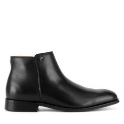Botki GINO ROSSI. Czarne sztyblety męskie Gino Rossi, bez obcasa, bez zapięcia. Za 359.99 zł.