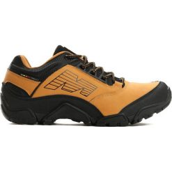 Camelowe Trapery Cromwell. Czarne buty zimowe męskie marki Born2be, sportowe. Za 49.99 zł.