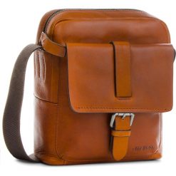 Saszetka STRELLSON - Turnham 4010002236 Brown 700. Saszetki męskie marki Strellson. W wyprzedaży za 279.00 zł.