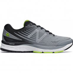 New Balance M880GY8. Buty do biegania męskie marki New Balance. W wyprzedaży za 399.99 zł.