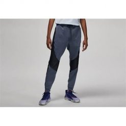 Spodnie sportowe męskie Nike Air Jordan Zion. Szare szorty sportowe męskie Nike, bez wzorów, z bawełny, sportowe. Za 643.00 zł.